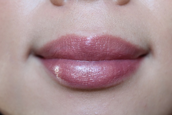 Mac Lustre Viva Glam V Lipstick by Face Made Up