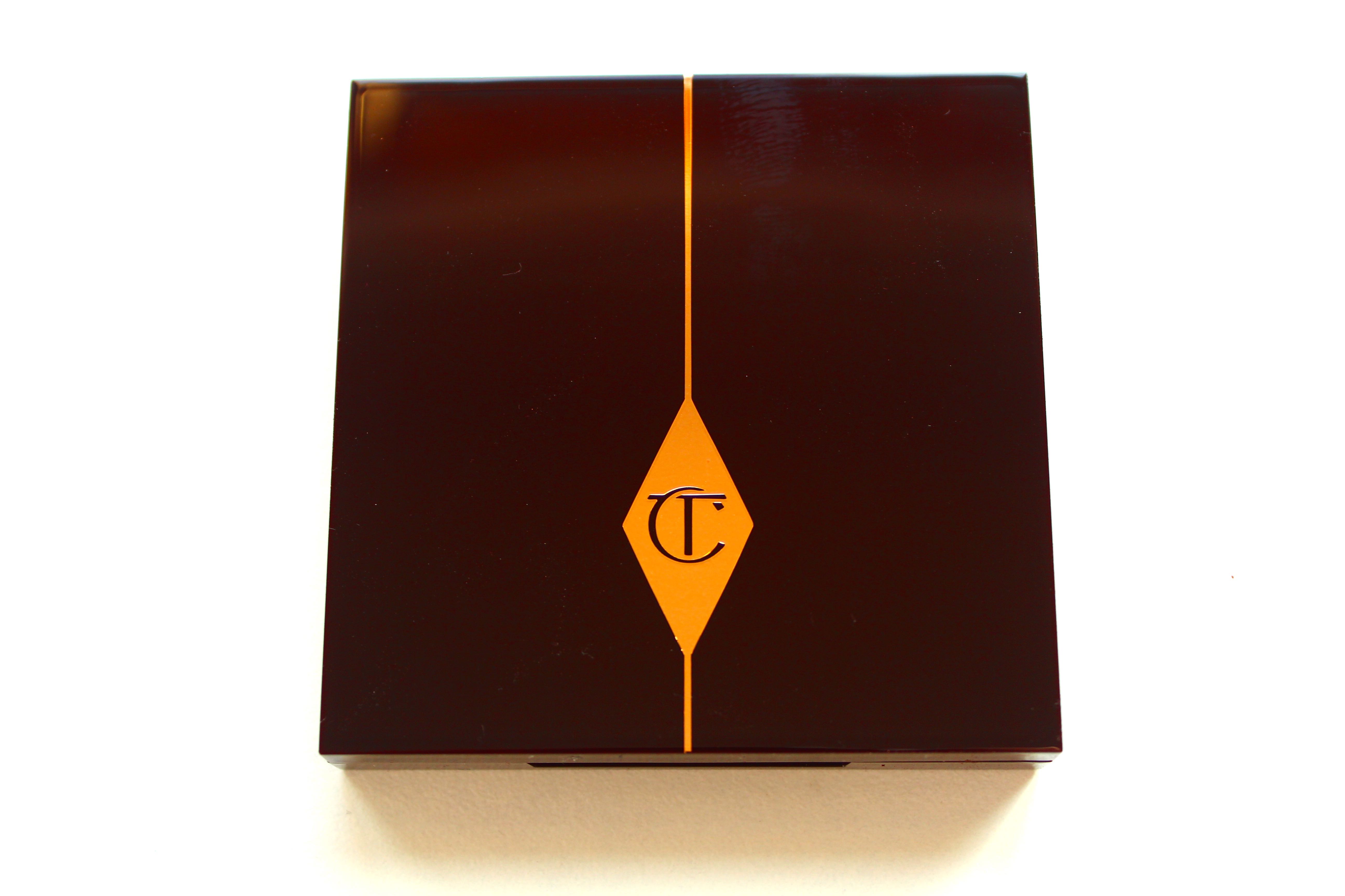 Charlotte-Tilbury-Haul-and-product-review-all-in-one-Luxury-palette-The-Dolce-Vita-beautiful-sleek-compact-by-face-made-up-facemadeup