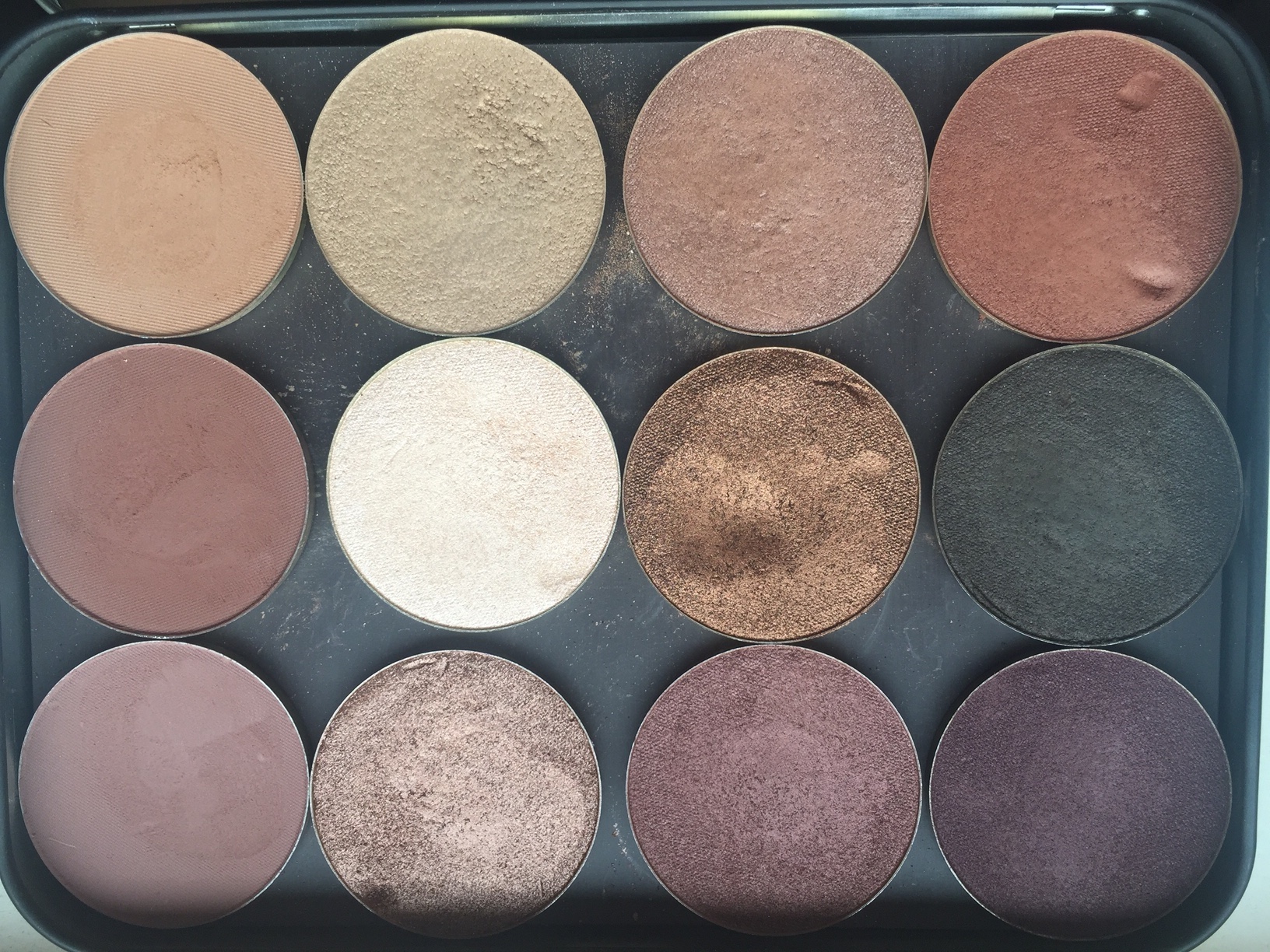 Make Up For Ever Artist Shadow Review & Swatches by Face Made Up