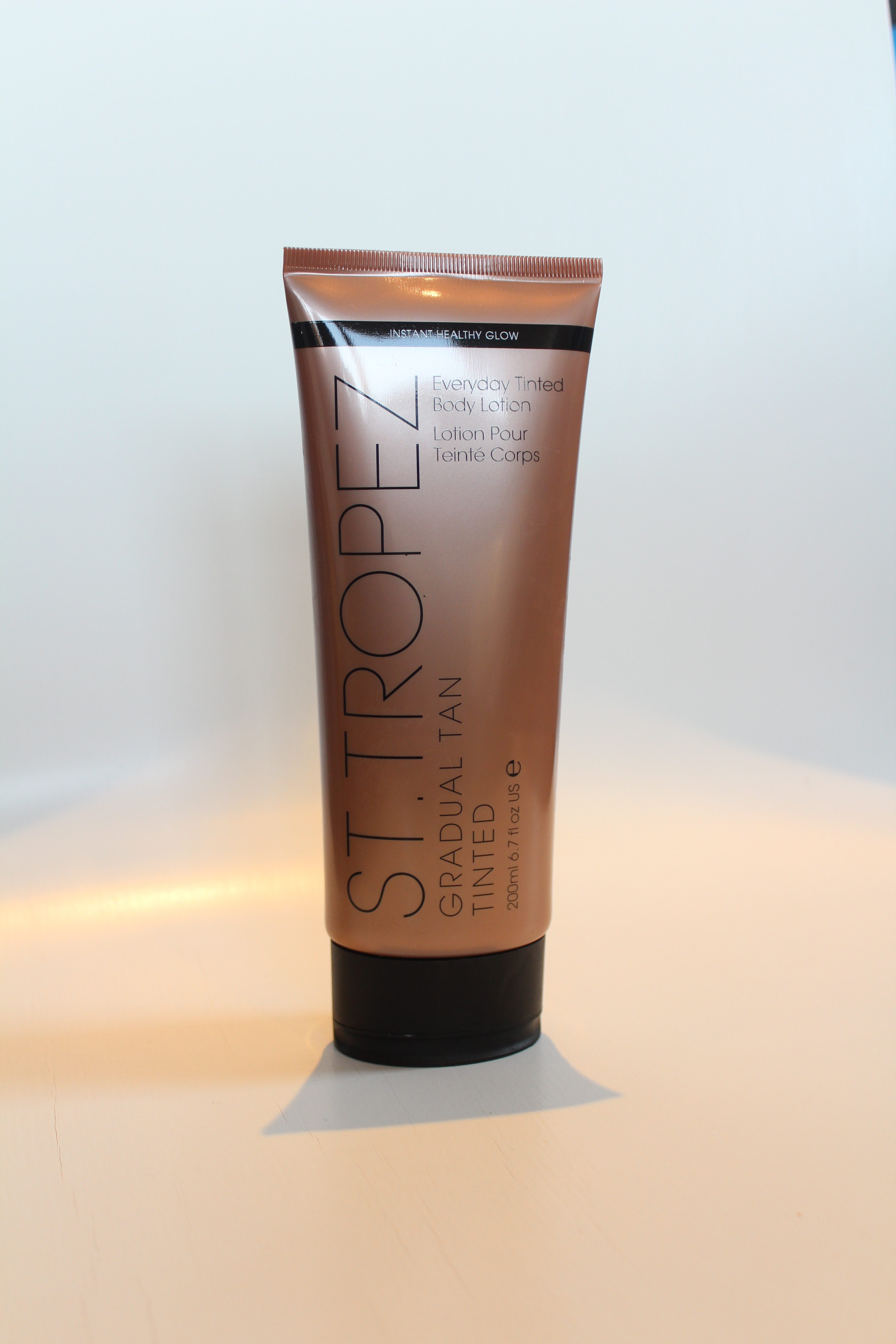 landdistrikterne hjemme Bevidstløs St Tropez Gradual Tan Tinted Everyday Body Lotion Review - Face Made Up -  Beauty Product Reviews, Makeup Tutorial Videos & Lifestyle