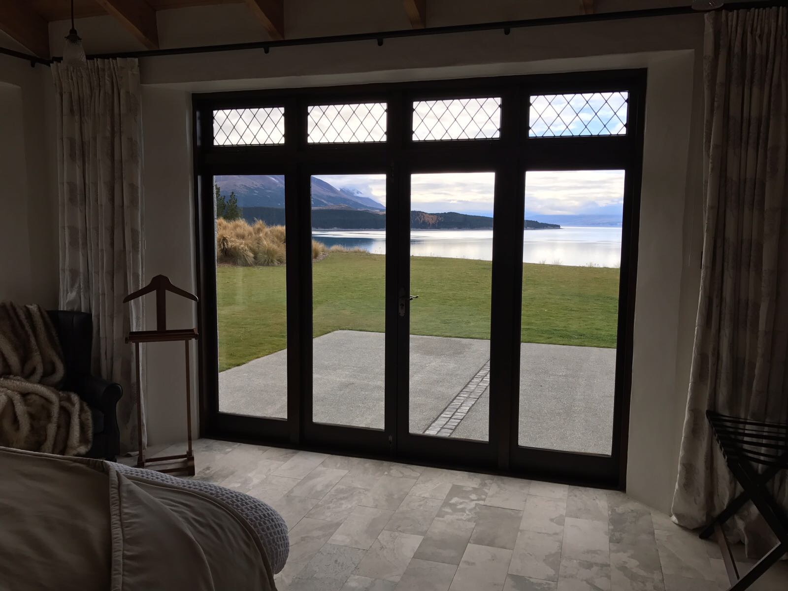  Mt Cook Lakeside Retreat Review